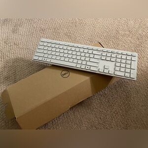 Dell Wireless Keyboard and Mouse Set